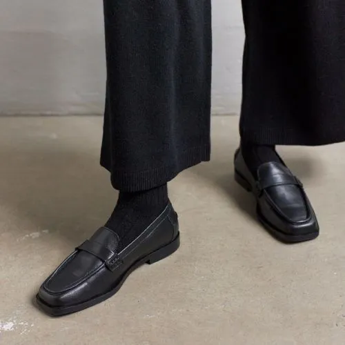 Angulus Leather Loafer - Black