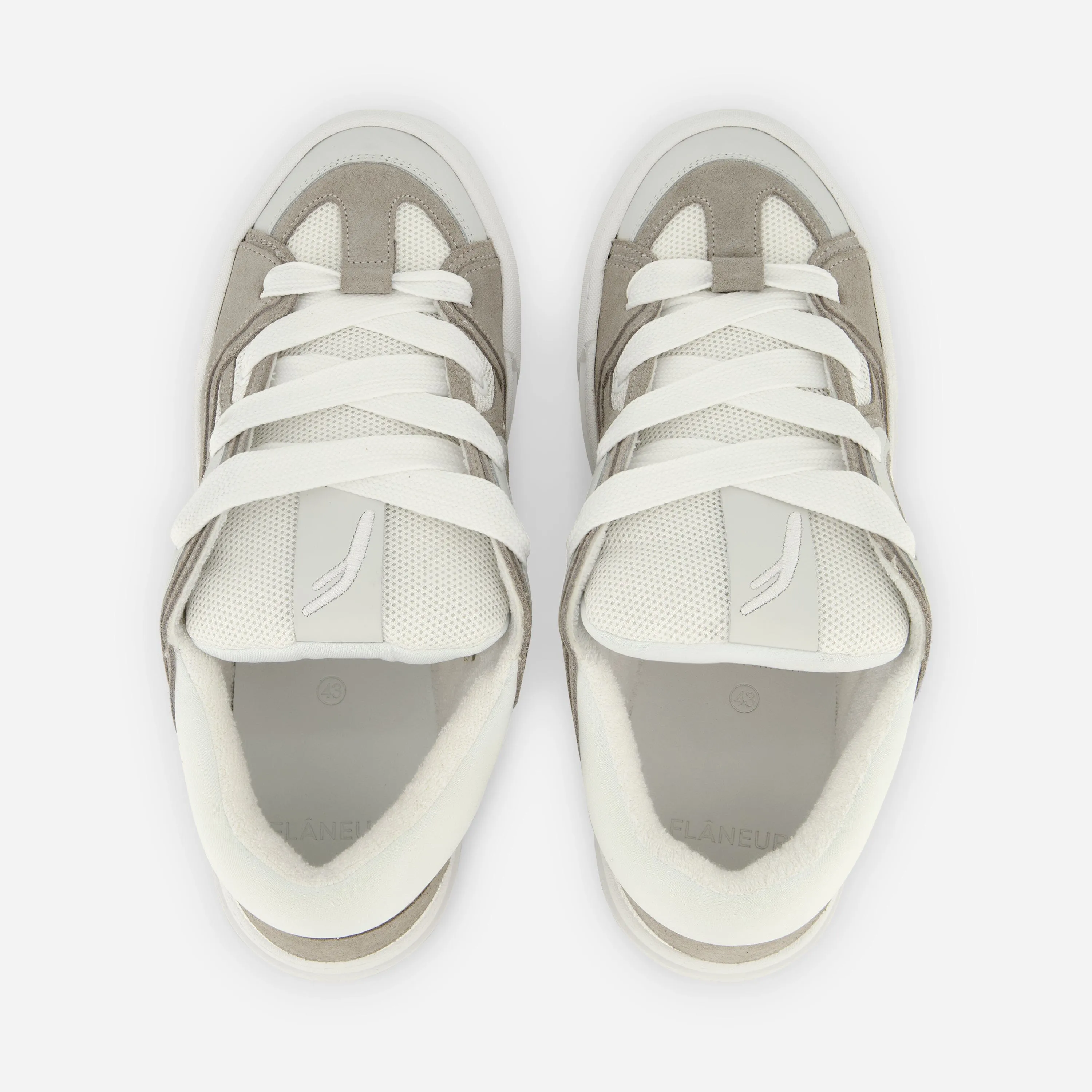 Avenue Sneaker | White