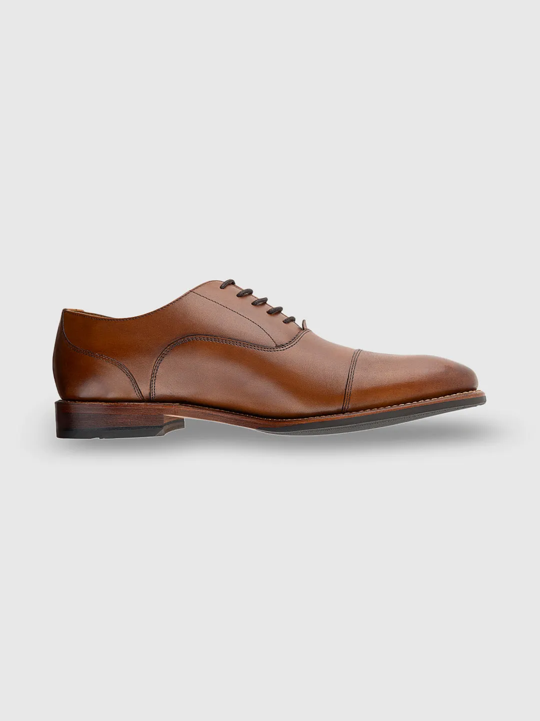 Gordon And Bros Adigo Brown Men Toe Cap Oxford Lace Up Shoes