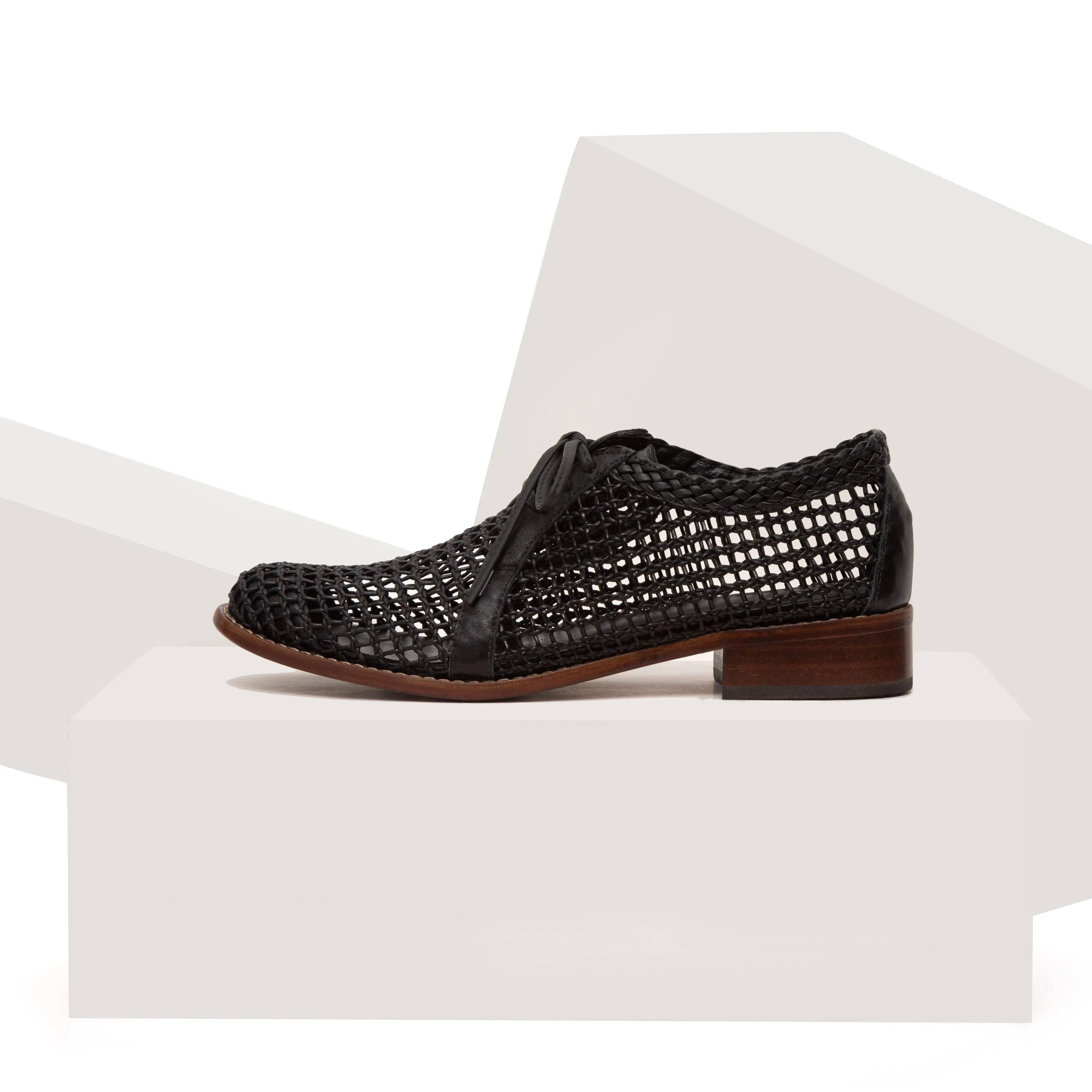 Luisa Oxford Black
