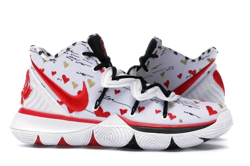 Nike Kyrie 5 Sneaker Room Mom White