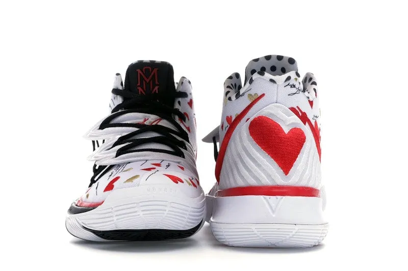Nike Kyrie 5 Sneaker Room Mom White