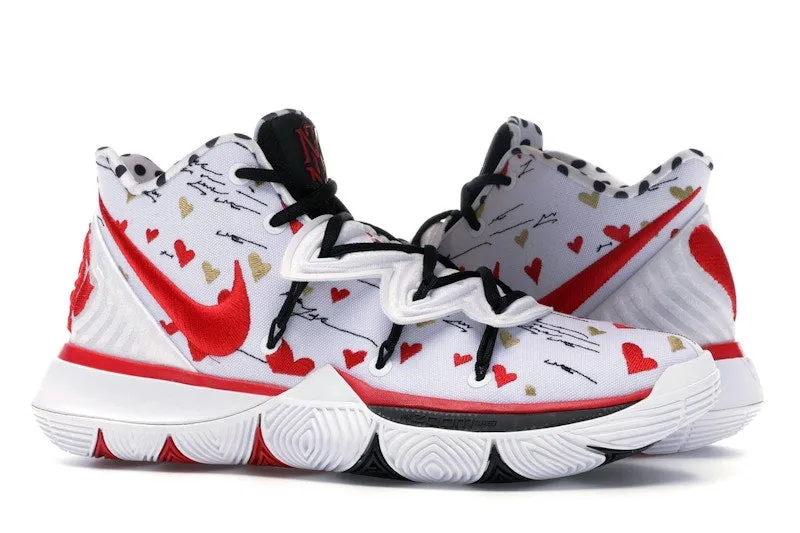Nike Kyrie 5 Sneaker Room Mom White