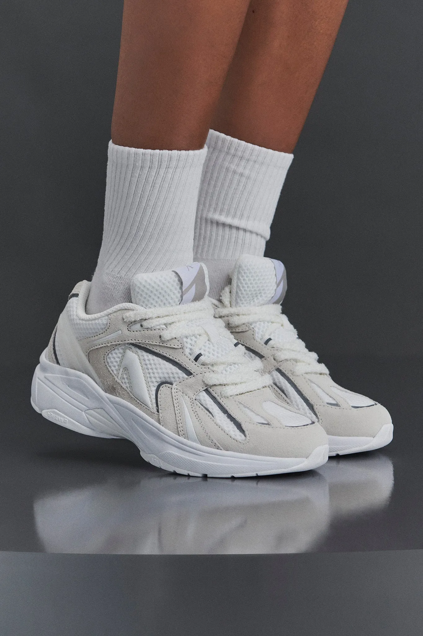 Oserra | Tofu White | Women