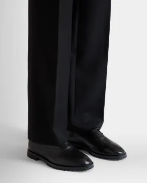 Solaria Oxford in Black Leather