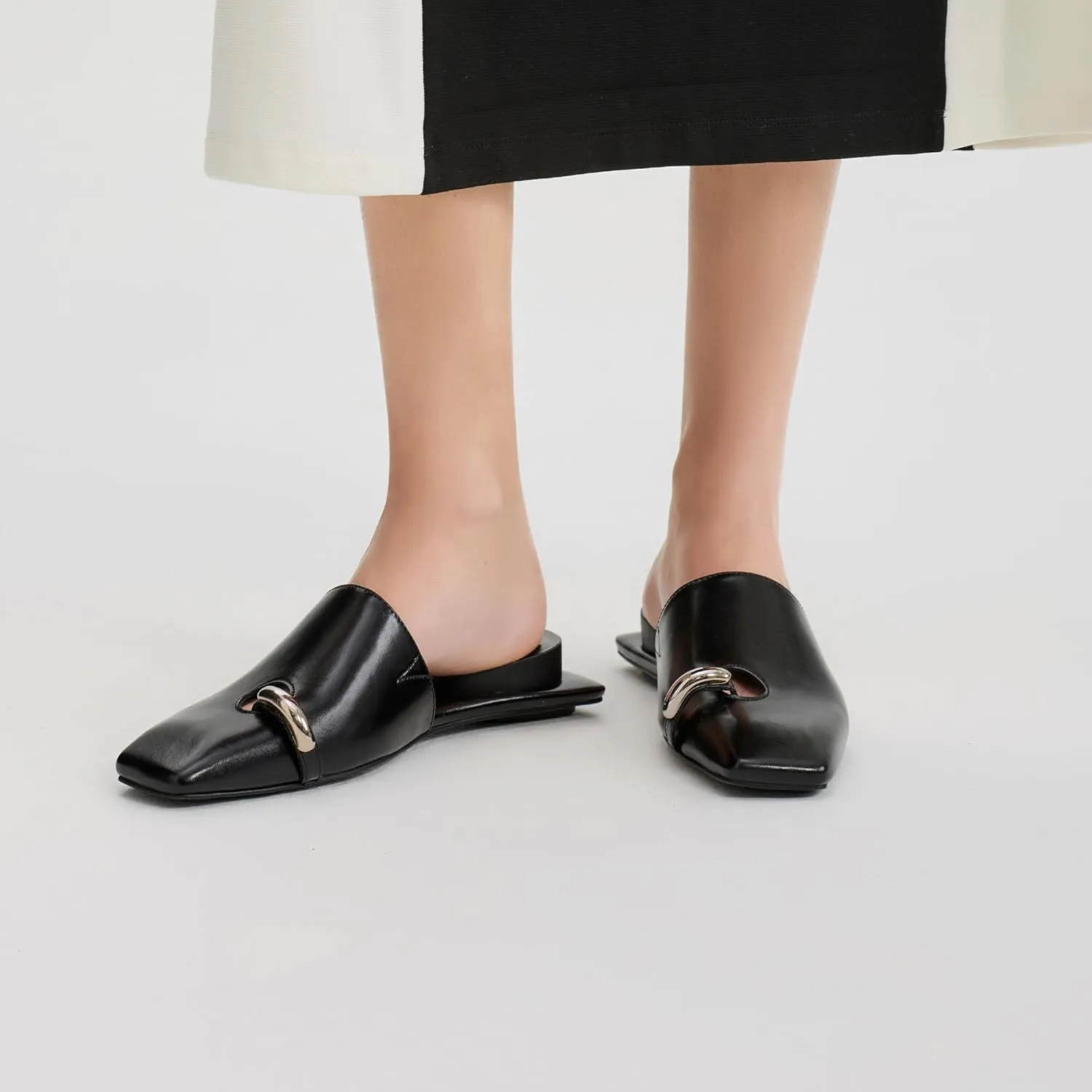 Square Toe Mule Sandals for Women Slip On Kitten Heels with Inverted Heel Cushioned Footbed Toe Ring Clog Slides Low Heel Faux Leather