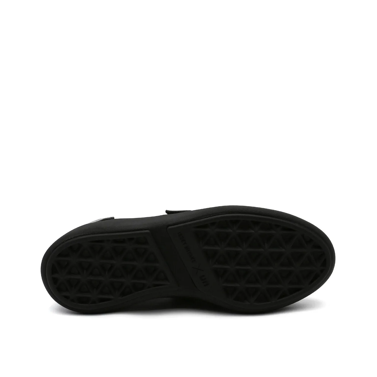 Step Solid Black