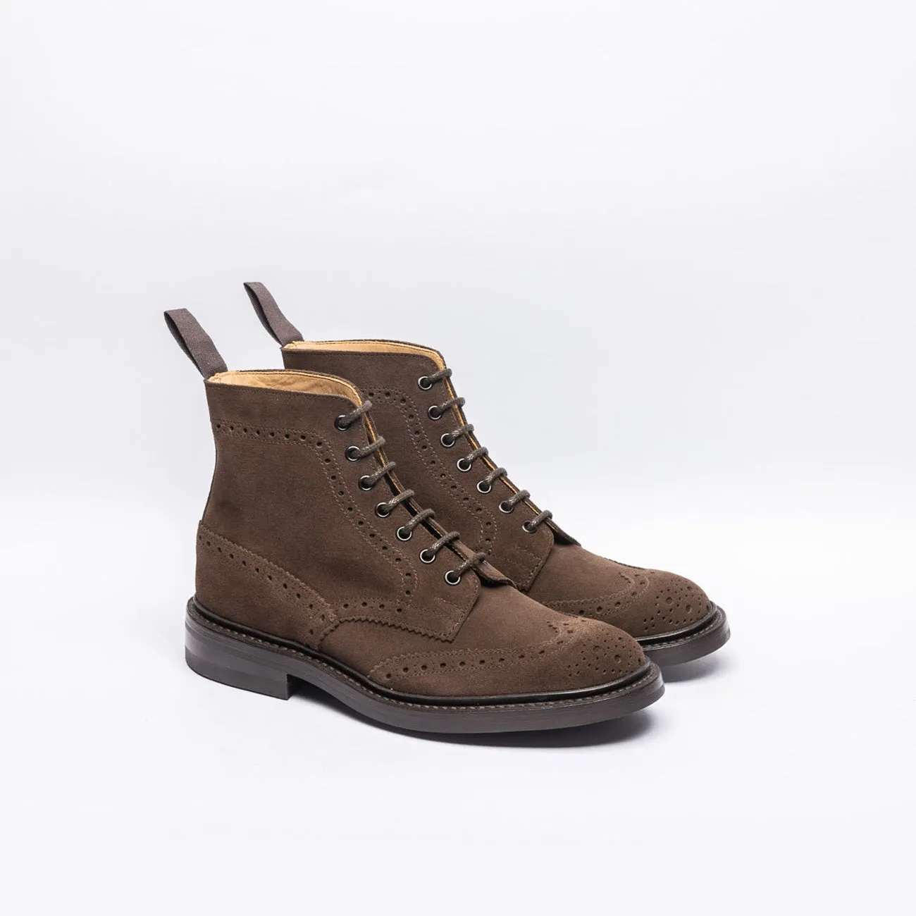 Stivale derby Tricker's Stow in camoscio marrone (Cafè repello suede)