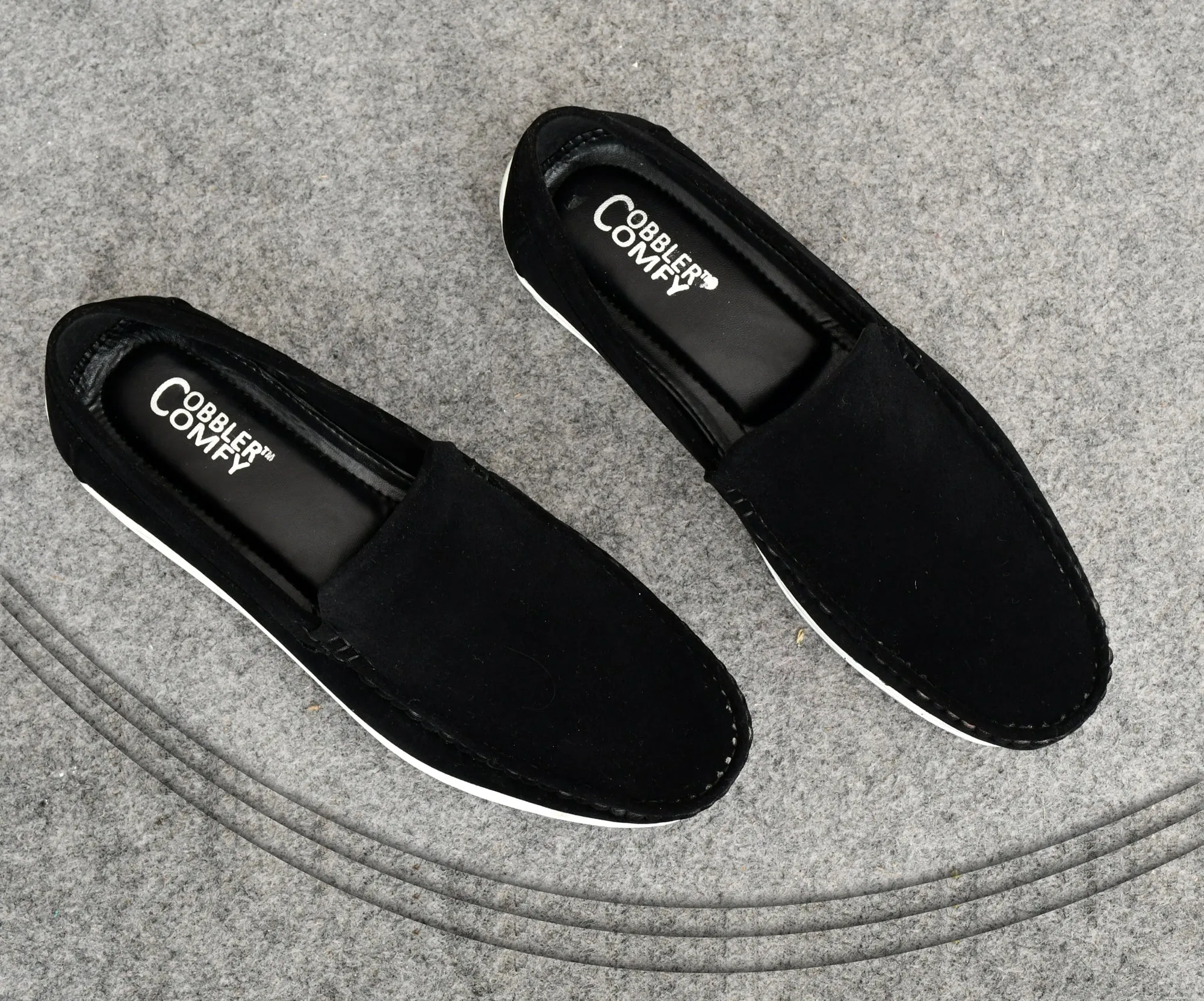 Velvet Classic Pull-on Loafer for Men  Black