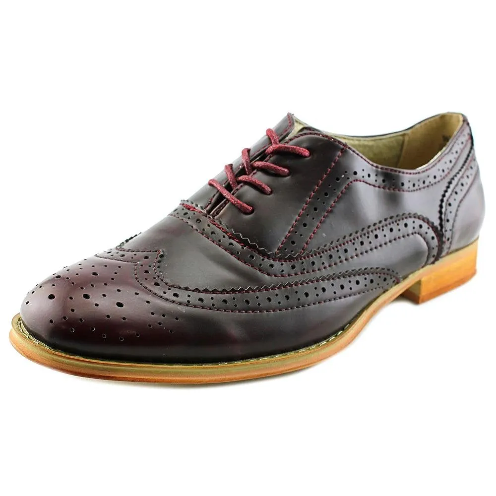 Wanted Shoes Women's Babe Oxford Shoe